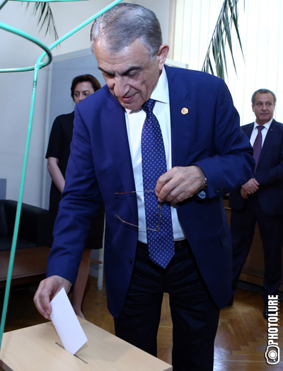 Ара Баблоян избран председателем парламента Армении – 12 депутатов проголосовали против
