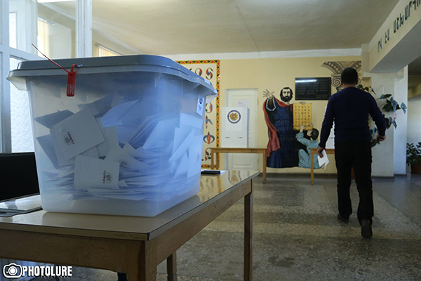 Ереванские выборы не интересуют международных наблюдателей