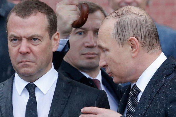 Путин теряет поддержку россиян по ключевым внешнеполитическим темам: опрос