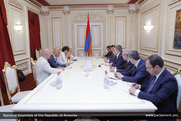 Армения намерена повысить нынешние темпы своего сотрудничества с НАТО: Ара Баблоян