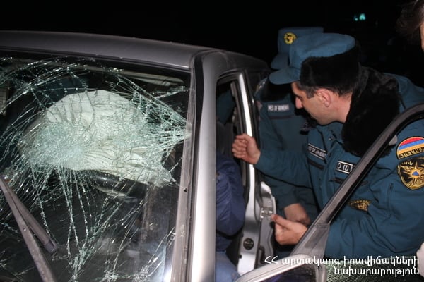 Автоавария на трассе Ереван-Севан: есть пострадавшие