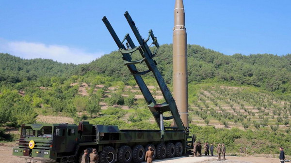 Северная Корея запустила еще одну баллистическую ракету: Пентагон