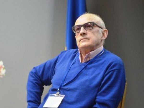 Андрей Пионтковский: ответ на санкции – «Бункер» или «Хунта»