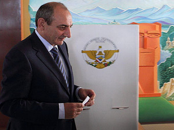 Бако Саакян переизбран на должность президента Республики Арцах на переходный период