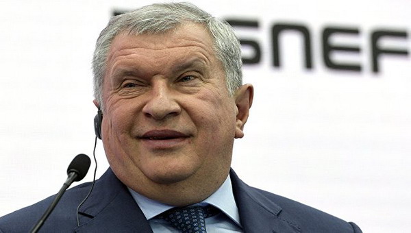 Взятку в 2 млн долларов министру Улюкаеву дал лично глава «Роснефти» Игорь Сечин: прокурор