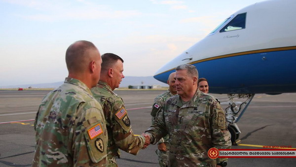 Начальник штаба сухопутных сил Армии США, генерал Марк Майли прибыл в Грузию с двухдневным официальным визитом