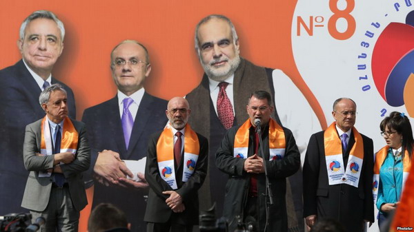 Раффи Ованнисян, Сейран Оганян и Вардан Осканян вместе будут бороться против «воспроизводства власти»