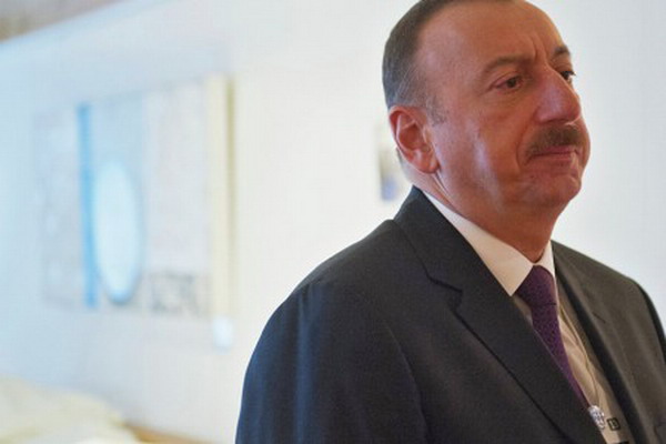 Азербайджанское общество требует от Алиева признать поражение: документ