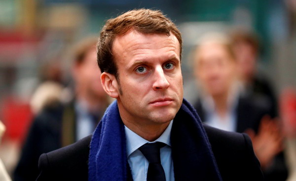 Рейтинг президента Франции Эммануеля Макрона за август упал на 14%