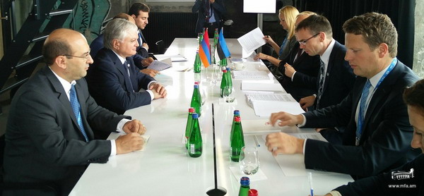 Главы МИД Армении и Эстонии обсудили вопросы предстоящего Саммита Восточного Партнерства