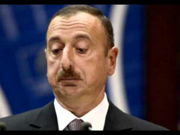 Европарламент резолюцией призвал расследовать отмывание денег Азербайджаном