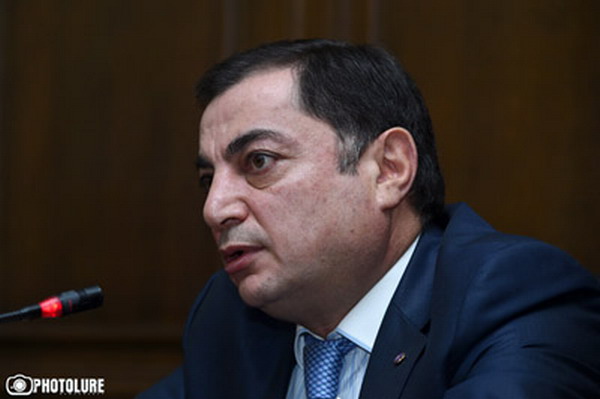 Ваграм Багдасарян: «Премьер-министр прибыл в Армению с иными представлениями» – видео «A1+»