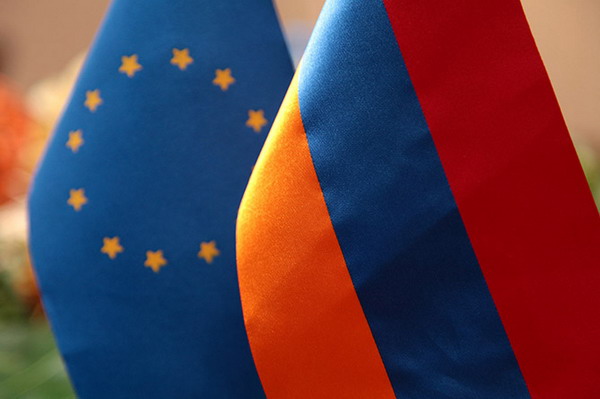 Армен Ашотян: очень важно, что ЕС выражает поддержку формату Минской Группы