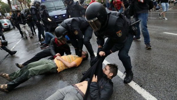 Лидеры национальных движений в Европе осудили столкновения в Каталонии