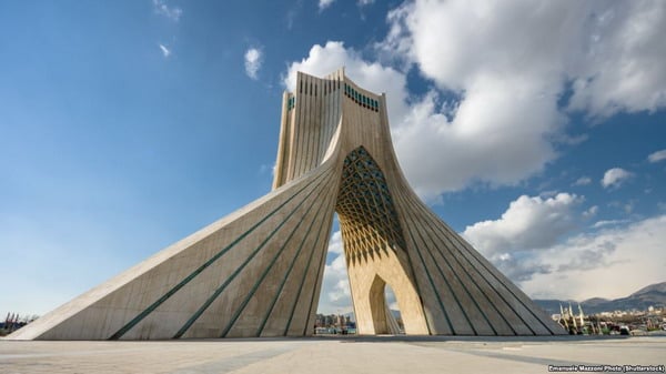 Иран выражает готовность к переговорам с шестью державами: Reuters