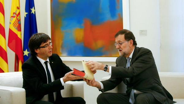 Мадрид «будeт приветствовать» участие экс-главы Каталонии Карлеса Пучдемона в предстоящих выборах