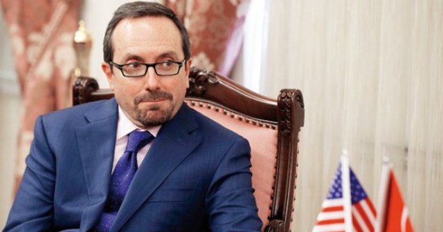 Министр юстиции Турции отказал во встрече послу США в Анкаре Джону Бассу