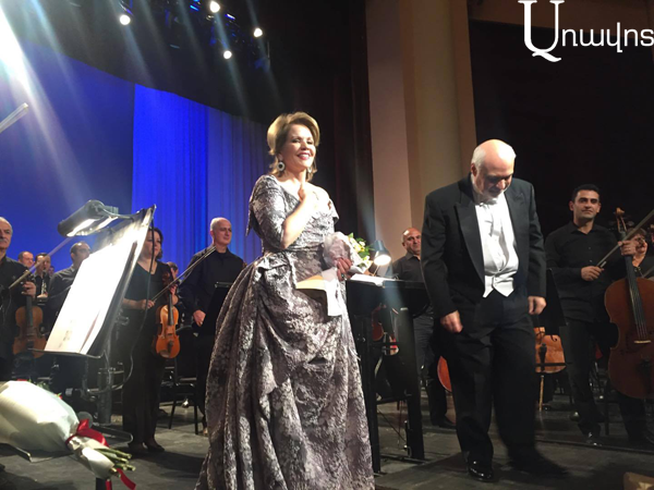 Всемирно известная сопрано Рене Флеминг – на сцене Ереванской оперы: фоторяд