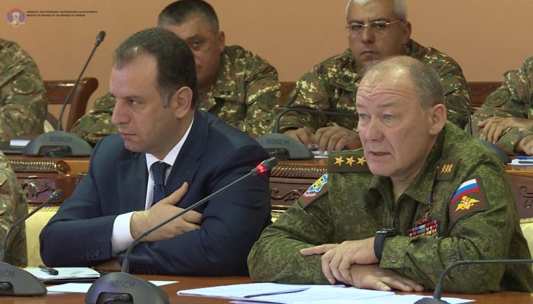 Командующий Южным военным округом ВС РФ – в гостях у Министерства обороны Армении