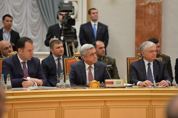 Президенты стран-членов ОДКБ в Минске поддержали представленное Арменией заявление по карабахскому урегулированию