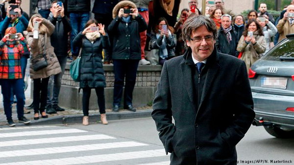 Суд в Бельгии освободил экс-главу правительства Каталонии Карлеса Пучдемона: ему запрещен выезд из страны
