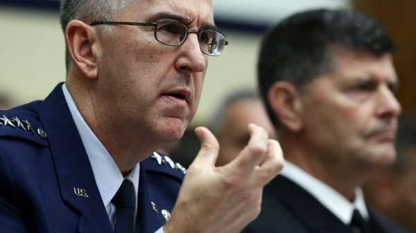 Командующий ядерными силами США генерал Джон Хайтен не подчинится «незаконному» приказу Трампа