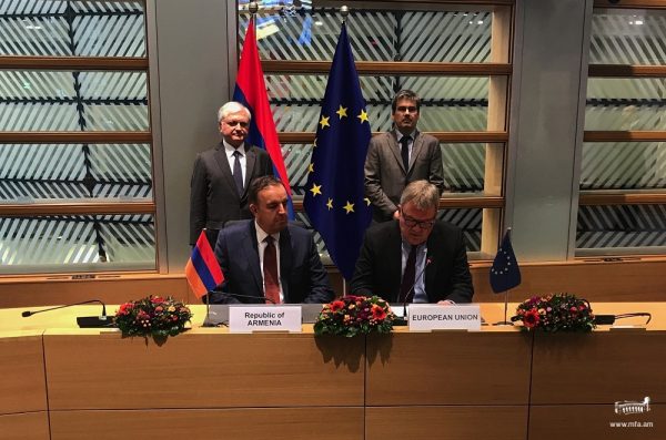 Парафировано соглашение между Арменией и ЕС об общей авиационной зоне: видео