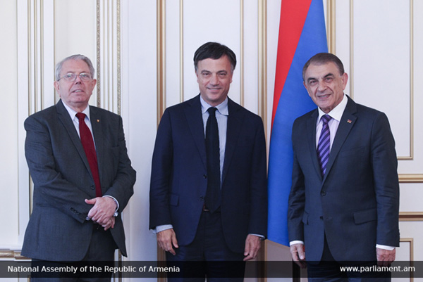 Ара Баблоян принял содокладчиков Мониторинговой комиссии ПАСЕ по армянским вопросам Джузеппе Галатти и Алана Милла