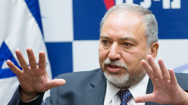 Министр обороны Израиля призвал пересмотреть экономические отношения с Турцией и назвал Эрдогана «подстрекателем»