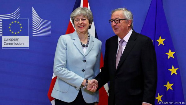 ЕС и Британия достигли прорыва на переговорах по «Брекзиту»
