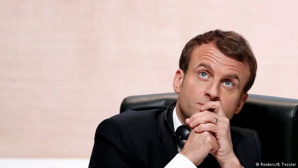 Президент Макрон ввел налоговую реформу во Франции