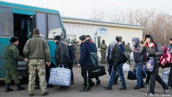 В Донбассе состоялся обмен пленными в соотношении 3:1