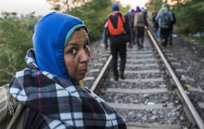 Германия обещает больше денег беженцам за добровольное возвращение домой