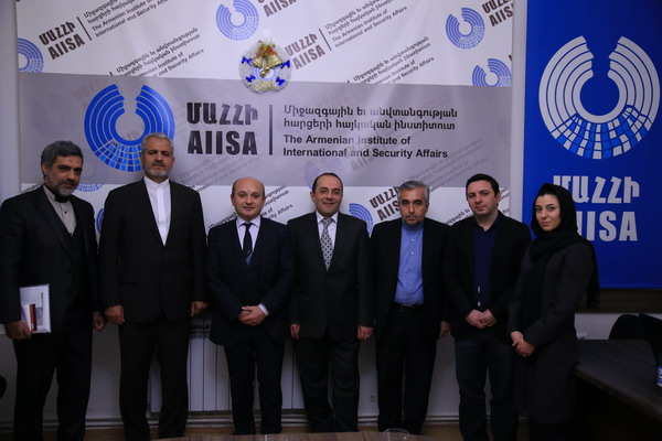 Высокопоставленные дипломаты МИД Исламской Республики Иран посетили АИМОБ