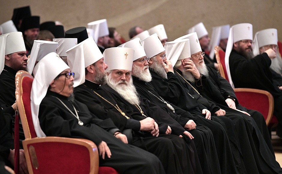 РПЦ против венчания гомосексуалов, еретиков и кровных родственников