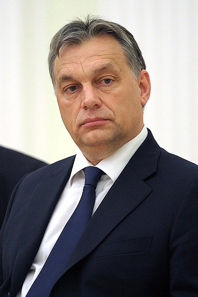 Премьер Венгрии обвинил Сороса во вмешательстве в избирательную кампанию