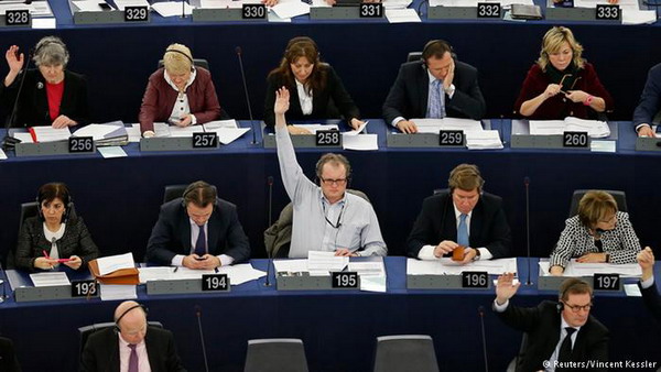 Страны ЕС чрезвычайно уязвимы к распространяемым Россией пропаганде и дезинформации: слушания в Европарламенте