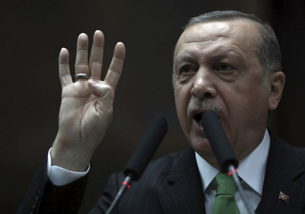 «Эй, НАТО…»: Эрдоган призвал НАТО вмешаться в планы США по курдским пограничным силам в Сирии