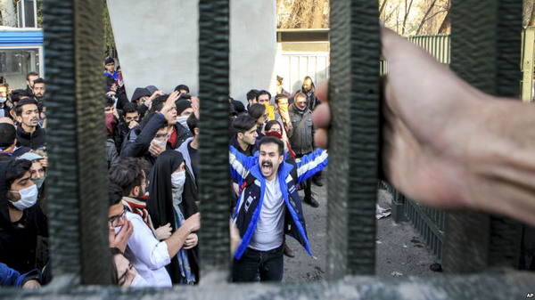Власти Ирана подтвердили гибель 25 человек в ходе недавних протестов