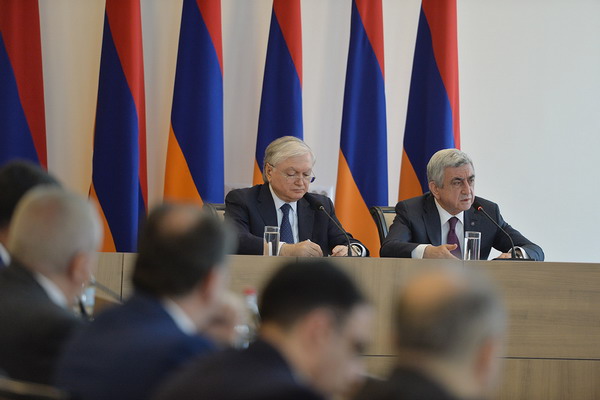 Серж Саргсян: настало уже время пересмотреть и актуализировать стратегию национальной безопасности Армении