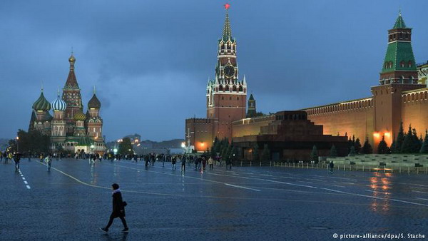 Кремлевский доклад: США наносят удар по олигархам Путина — видео DW