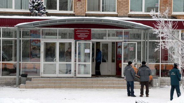 Поножовщина в школе в российской Перми: ранены 11 детей и учительница