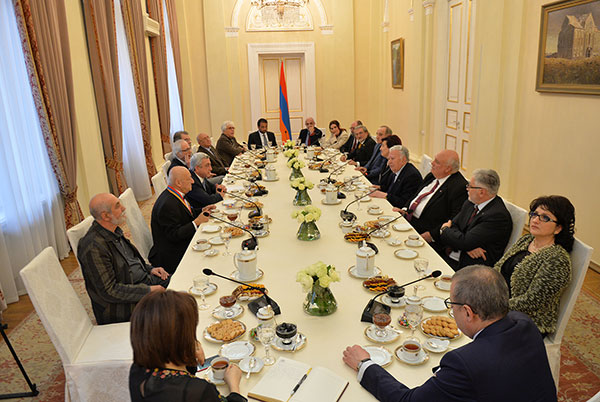 Серж Саргсян — о будущем президенте Армении: «Самое важное, быть беспристрастным человеком, который никогда не занимался политикой и не был членом партии»
