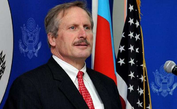 США буду продолжать работу по мирному урегулированию Карабахского конфликта: Роберт Секута
