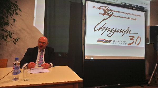 Постпред Арцаха в Германии выступил в Берлине на мероприятии, посвященном 30-летию Карабахского движения