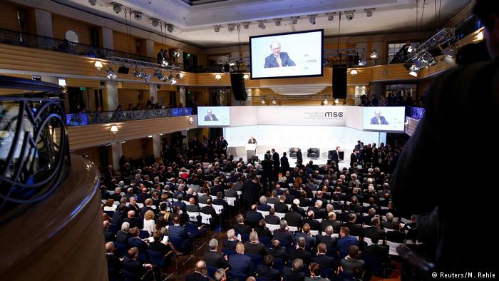 Мюнхен-2018: соло Порошенко, тень Путина и бенефис Байдена — Deutsche Welle