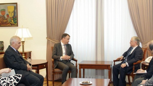Глава МИД Армении принял спецпредставителя ЕС по вопросам Южного Кавказа Тойво Клаара