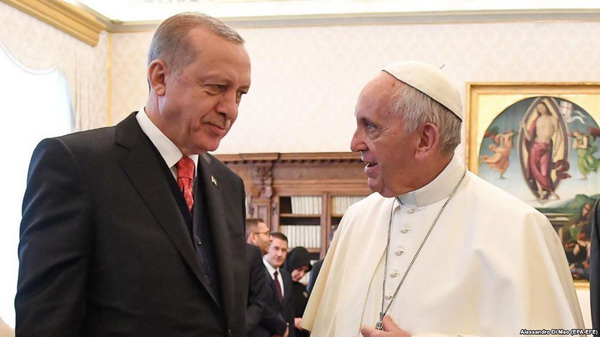 Президент Турции посетил Ватикан впервые за последние 59 лет