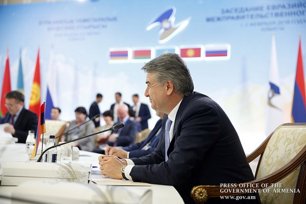 Объем торговли Армении со странами-членами ЕАЭС в 2017г вырос на 25%: Карен Карапетян принял участие в заседании Евразийского межправительственного совета