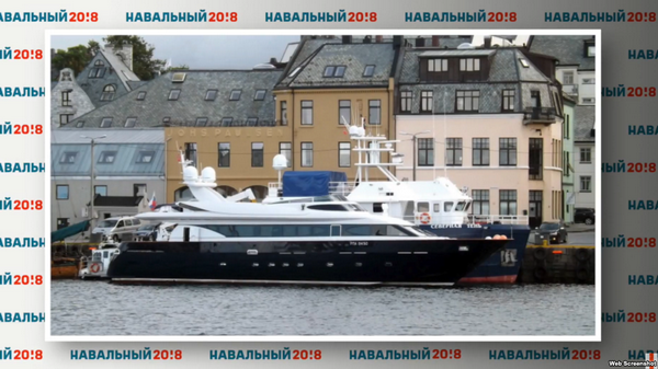 Яхты, услуги проституток — за счет олигарха: Навальный обвинил вице-премьера РФ Приходько в коррупции — видео